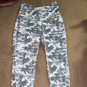 Camo leggings